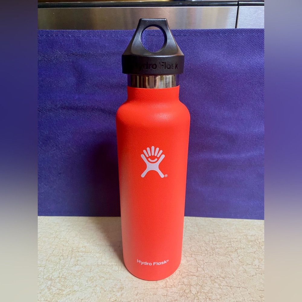 Hydro Flask Insulated Water Bottle ~ Coral